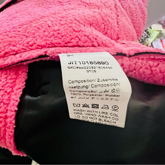 Black Leather Pink Sherpa Coat - Picture 12 of 13